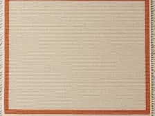 Tapis Linosa rectangulaire vu de dessus, tissage écru et sable, liseré terracotta et franges